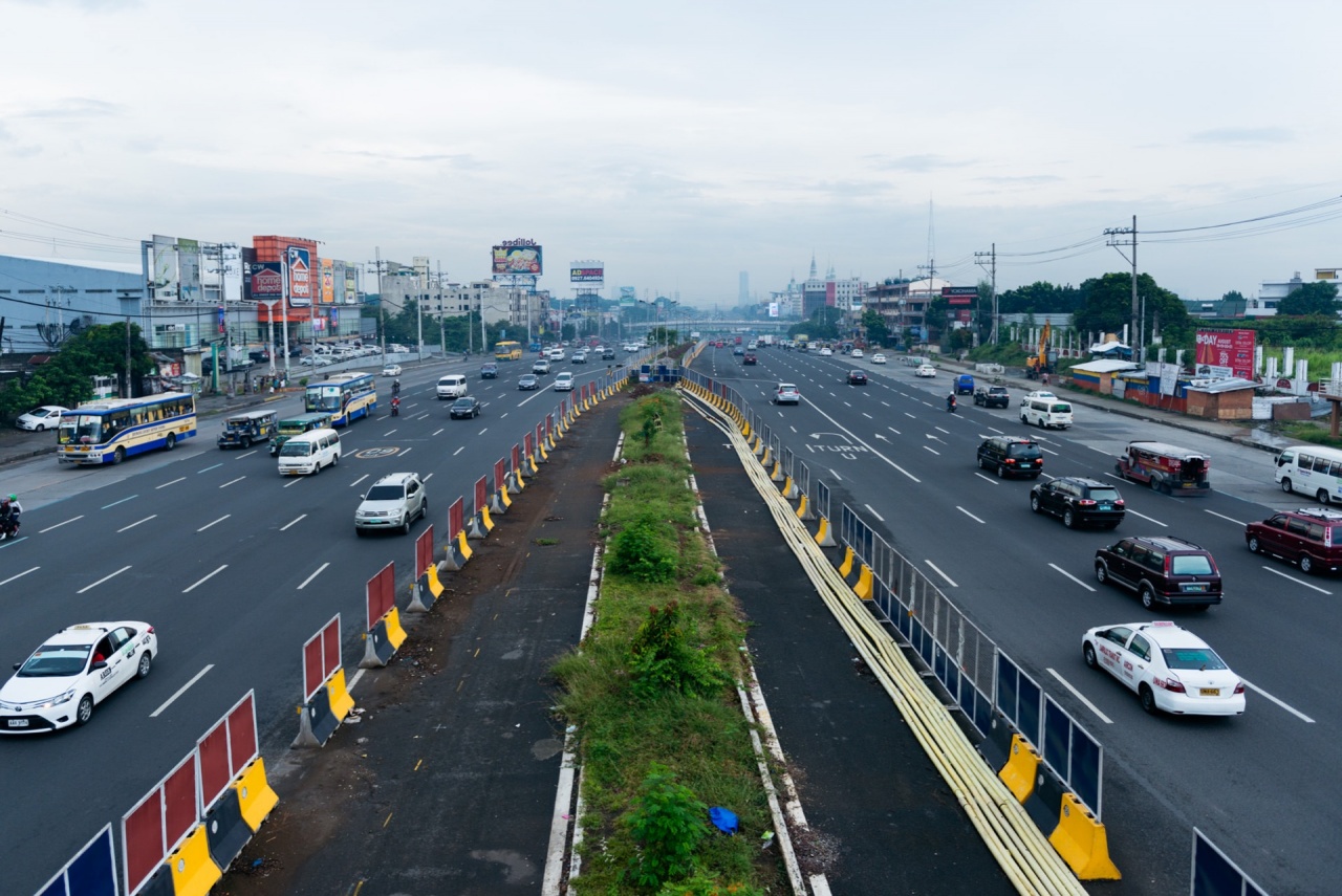 Für einmal wenig Verkehr: Zu Stosszeiten im Stau stehen gehört zum Alltag in Manila.